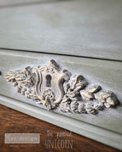 Load image into Gallery viewer, OPULENT - Decor Mould