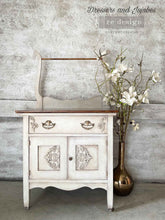 Load image into Gallery viewer, CLAIRE - Decor Mould