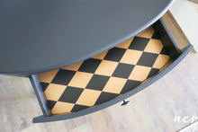 Load image into Gallery viewer, GOLD HARLEQUIN - Decor Transfer