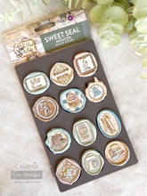 Load image into Gallery viewer, THE HOME BAKER COLLECTION - SWEET SEAL - Decor Mould
